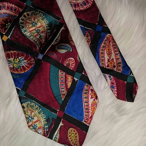 Gorgeous Paisley Italian Silk Tie 56" - Picture 1 of 4